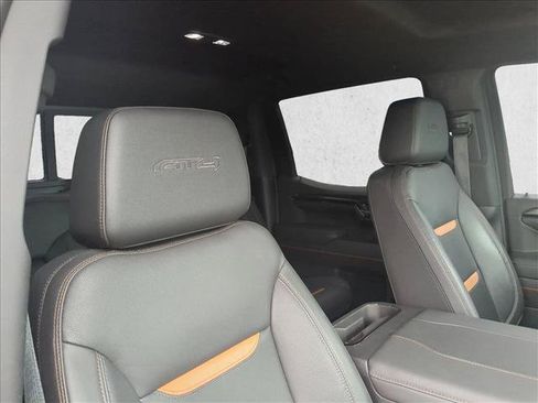 Used 2024 GMC Sierra 1500 AT4 w/ Technology Package AWD/4WD image 21