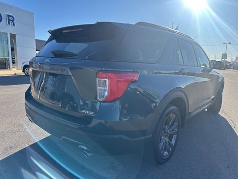 Used 2022 Ford Explorer XLT w/ Equipment Group 202A image 19