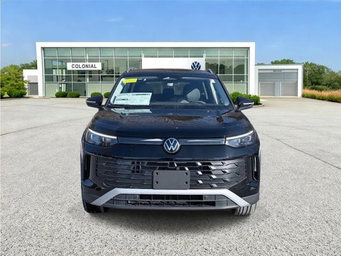 New 2026 Volkswagen Tiguan SE AWD/4WD image 8