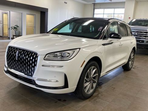 New 2025 Lincoln Corsair Grand Touring w/ Equipment Group 301A image 4