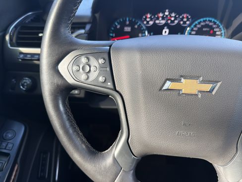 Used 2016 Chevrolet Suburban LTZ image 19