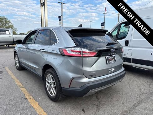 Used 2022 Ford Edge SEL AWD/4WD image 3