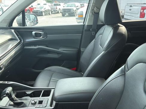 Used 2025 Kia Sorento S w/ Panoramic Sunroof Package AWD/4WD image 10