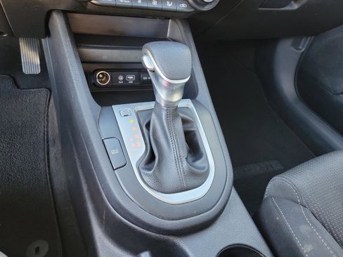 Used 2019 Kia Forte LXS image 16