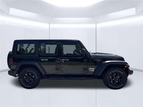 Used 2021 Jeep Wrangler Unlimited Sport AWD/4WD image 4