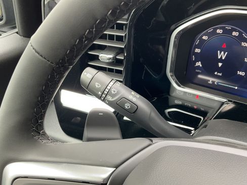 New 2026 Chevrolet Silverado 1500 RST AWD/4WD image 39