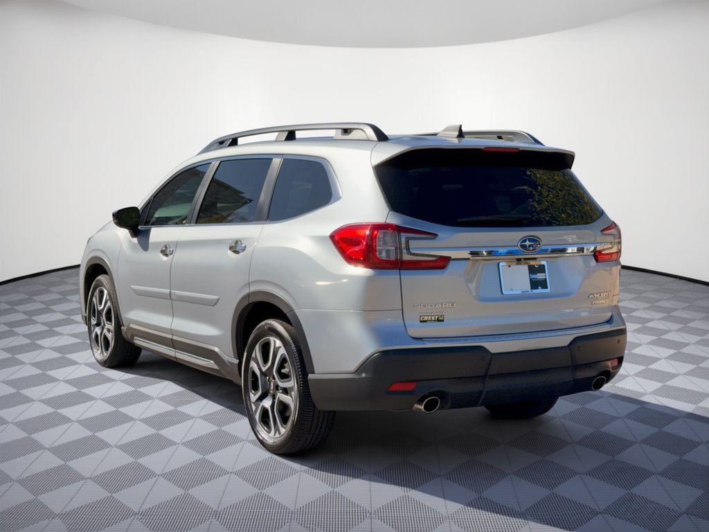 Used 2024 Subaru Ascent Touring AWD/4WD image 3