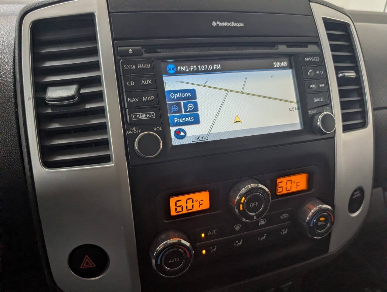 Used 2015 Nissan Frontier PRO-4X AWD/4WD image 11