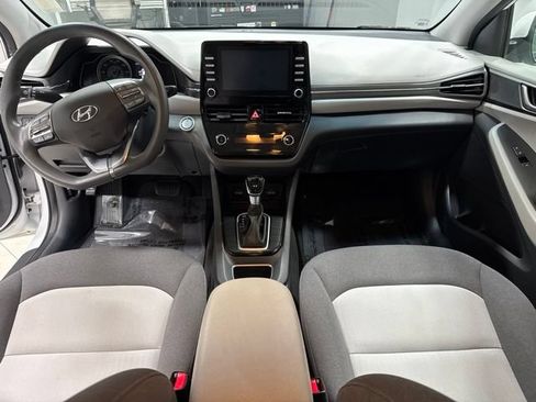 Used 2020 Hyundai Ioniq Blue FWD image 18