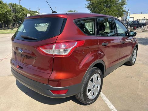Used 2015 Ford Escape S image 5