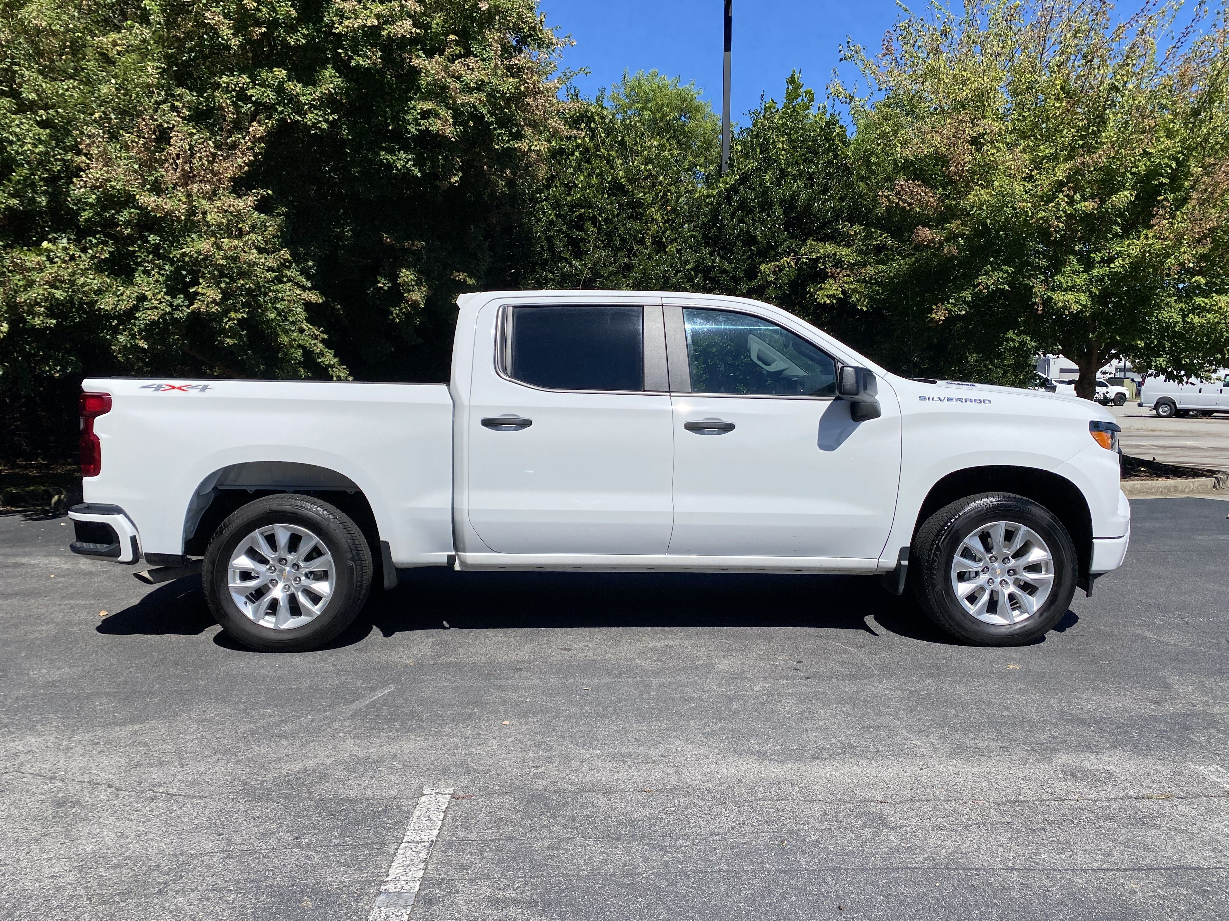 Used 2026 Chevrolet Silverado 1500 Custom AWD/4WD image 10