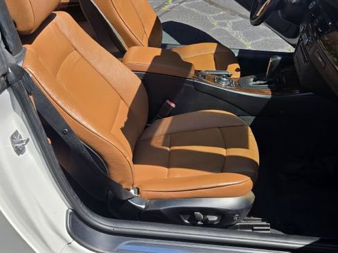 Used 2013 BMW 328i Convertible RWD image 7