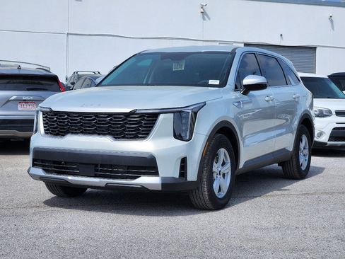 New 2026 Kia Sorento LX image 2