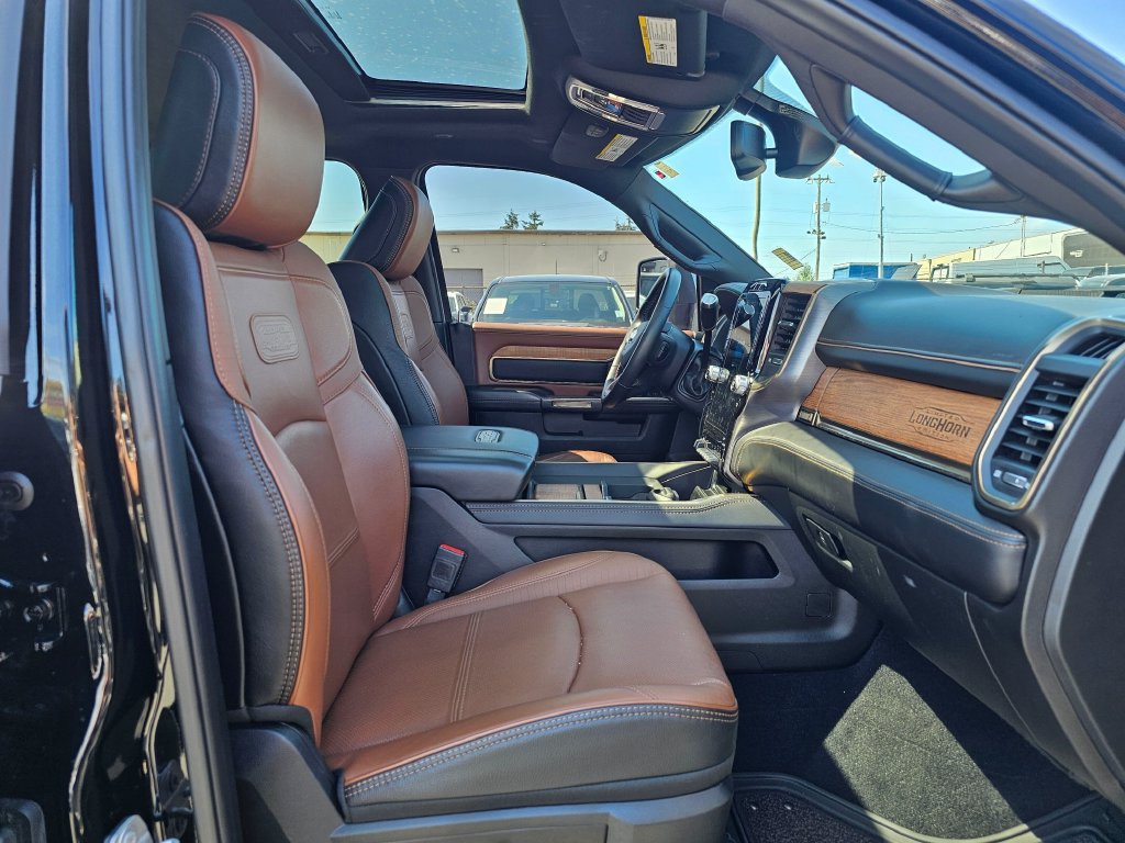 Used 2024 RAM 2500 Limited AWD/4WD image 11