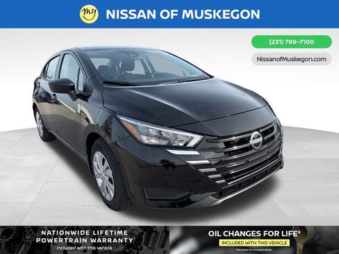 New 2025 Nissan Versa S w/ Trunk Package image 1