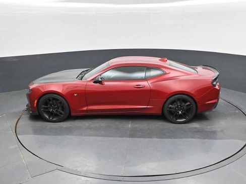 Used 2020 Chevrolet Camaro LT w/ 1LE Track Performance Package RWD image 18