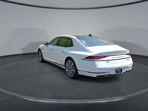 Used 2025 Genesis G90 3.5T AWD/4WD image 2