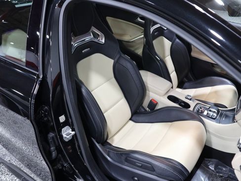 Used 2018 Mercedes-Benz GLA 45 AMG 4MATIC w/ Multimedia Package image 30