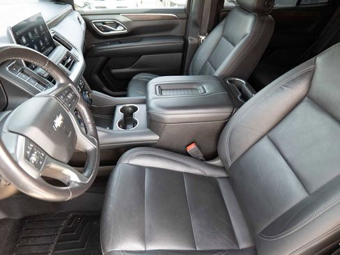 Used 2021 Chevrolet Tahoe LT w/ LT Signature Package image 10