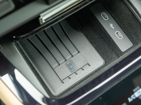 New 2026 Porsche Cayenne image 23