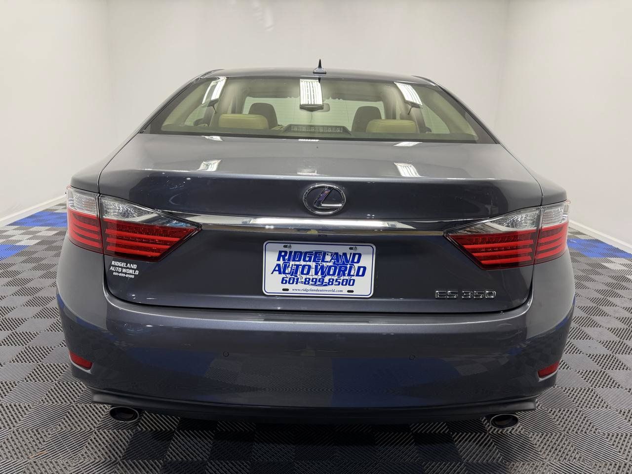 Used 2014 Lexus ES 350 w/ Luxury Package FWD image 11