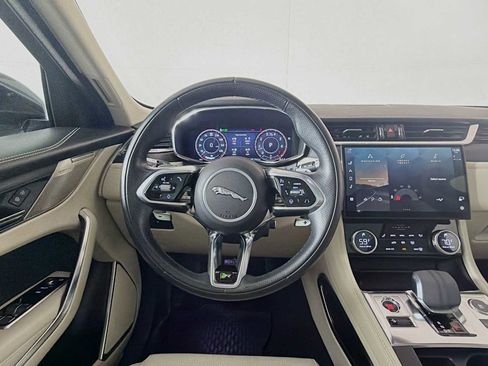 Used 2021 Jaguar F-PACE R-Dynamic S AWD/4WD image 12