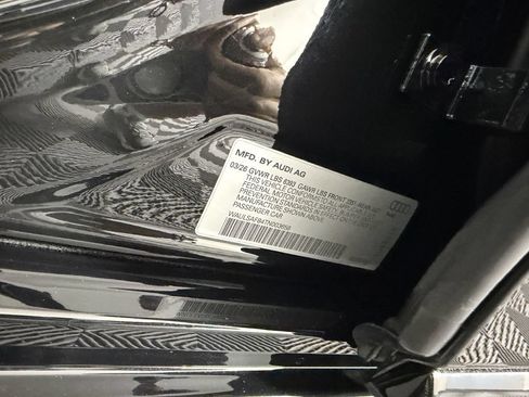 Used 2026 Audi S8 AWD/4WD image 41