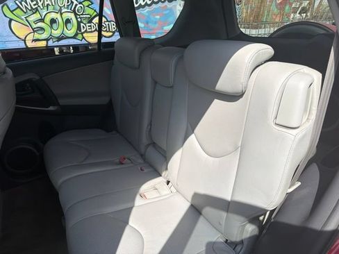 Used 2006 Toyota RAV4 Limited AWD/4WD image 19
