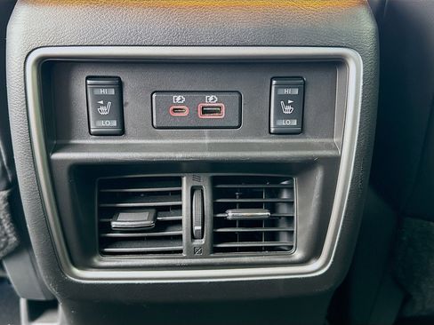 Used 2023 Nissan Murano Platinum w/ Cargo Package image 17