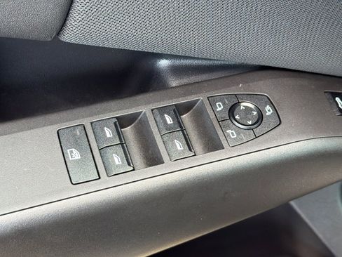 Used 2025 BMW X3 xDrive30i w/ Convenience Package image 13