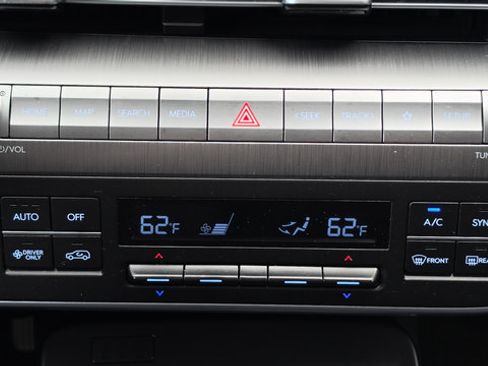 Used 2024 Hyundai Kona SEL FWD image 18