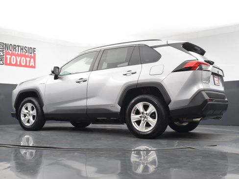 Used 2021 Toyota RAV4 XLE w/ Convenience Package AWD/4WD image 27