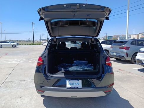 New 2025 BMW X3 xDrive30i w/ Convenience Package AWD/4WD image 9