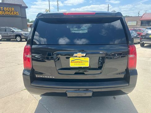 Used 2017 Chevrolet Suburban LT AWD/4WD image 4