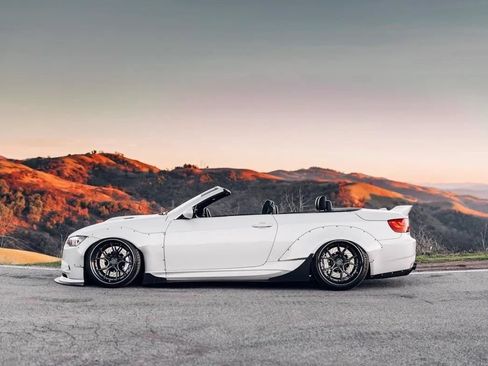 Used 2011 BMW M3 Convertible RWD image 30