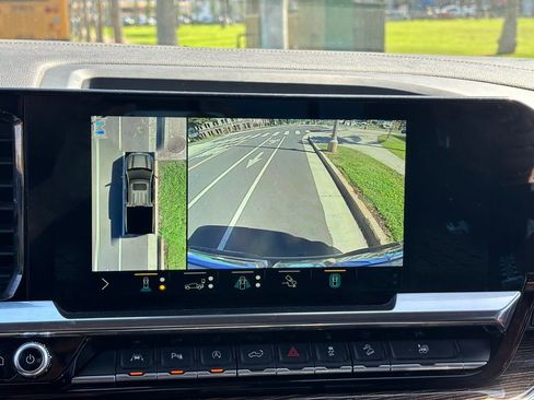 Used 2022 GMC Sierra 1500 Elevation w/ Elevation Premium Package image 19