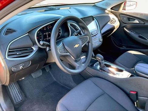Used 2024 Chevrolet Malibu LT image 12