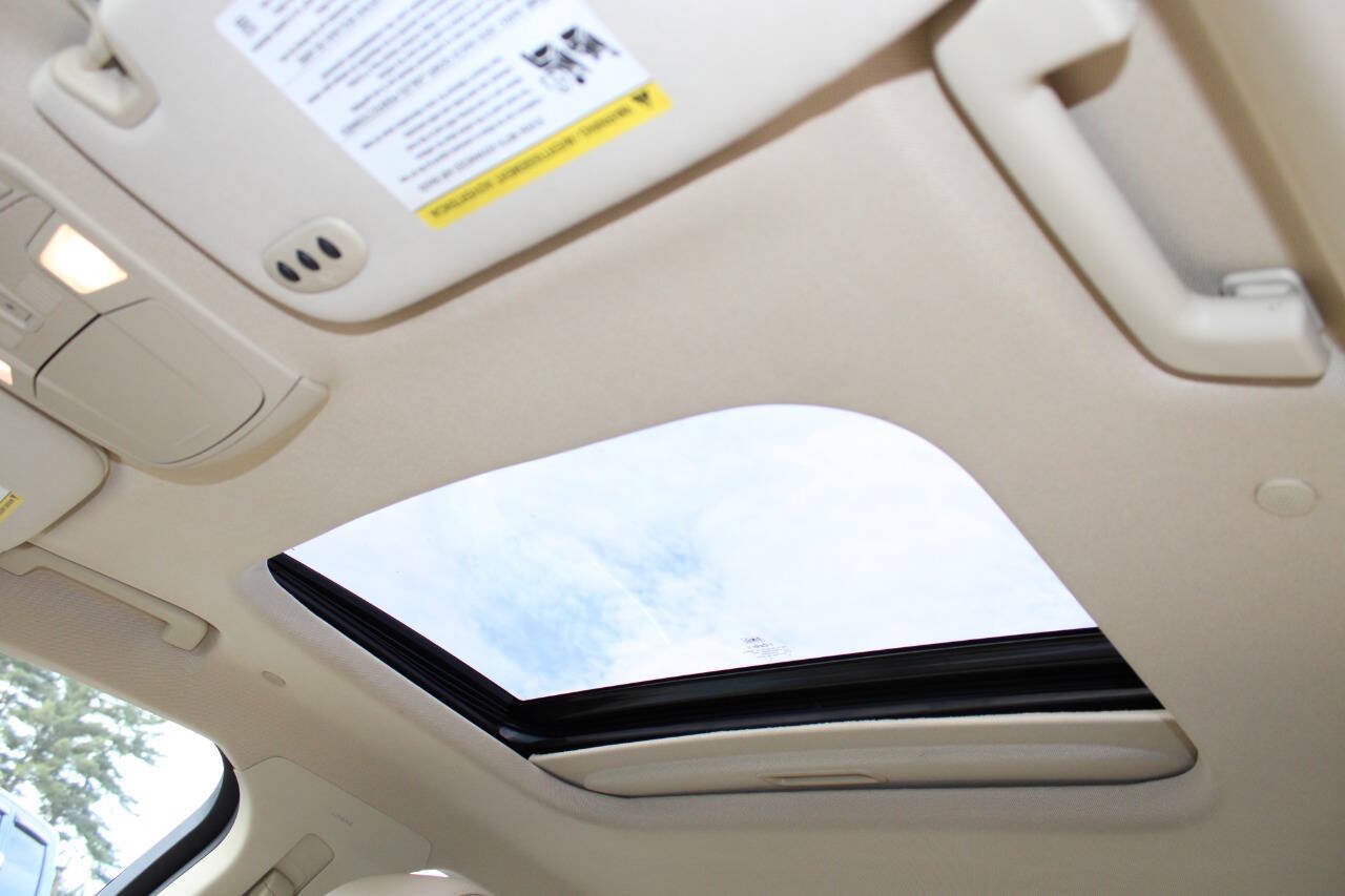 Used 2014 Ford Fusion SE w/ Equipment Group 502A FWD image 18
