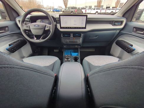 New 2025 Ford Maverick XLT w/ XLT Luxury Package image 15