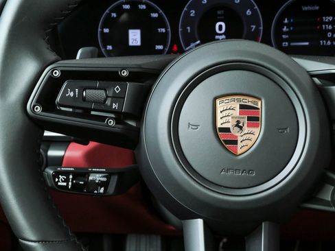 Used 2025 Porsche 911 Carrera S RWD image 10