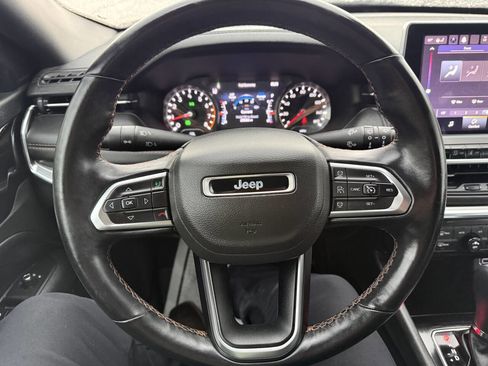 Used 2022 Jeep Compass Limited AWD/4WD image 11