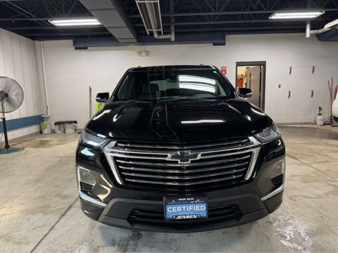 Certified 2023 Chevrolet Traverse Premier w/ LPO, Floor Liner Package image 2