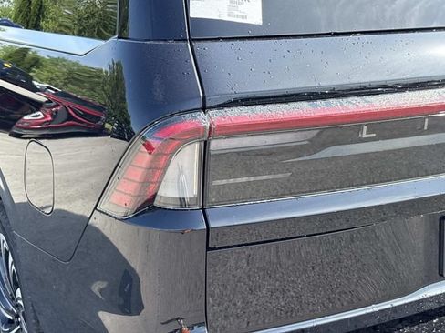 New 2026 Lincoln Navigator Black Label AWD/4WD image 11