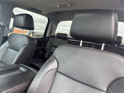 Used 2017 GMC Sierra 1500 SLT w/ SLT Premium Package AWD/4WD image 28