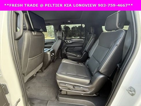 Used 2021 GMC Yukon XL SLT w/ SLT Luxury Plus Package image 15