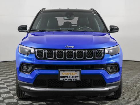 Used 2023 Jeep Compass Limited AWD/4WD image 11