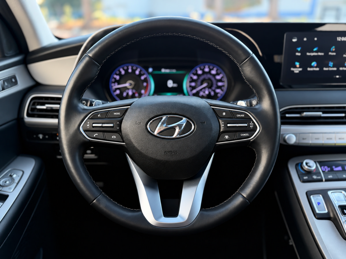 Used 2022 Hyundai Palisade SEL w/ 8P Bench Seat Package FWD image 24