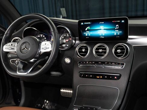 Certified 2022 Mercedes-Benz GLC 300 image 17