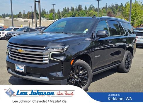 Used 2021 Chevrolet Tahoe High Country w/ Premium Package AWD/4WD image 1