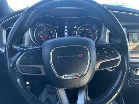 Used 2021 Dodge Charger SXT w/ Leather Interior Group image 9